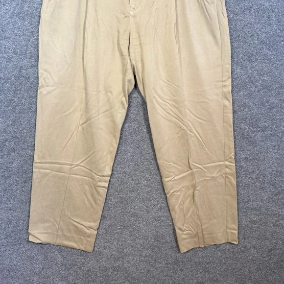 Tommy Bahama Chino Pants Mens 38x30 100% Silk Khaki Relaxed Pleated Old Money - Picture 2 of 13